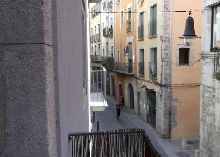 Apartaments Al Barri Vell De Girona